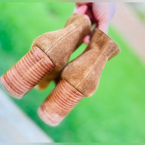 Steve Madden women’s booties size 9 leather upper - Picture 10 of 11